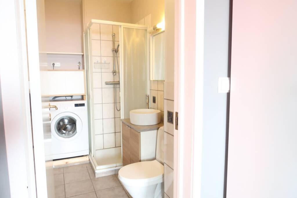 Апартаменты Warm And Welcoming Flat Downtown Акурейри Экстерьер фото